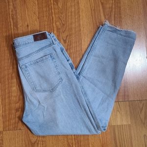 Hollister Mom Jeans Size 9R